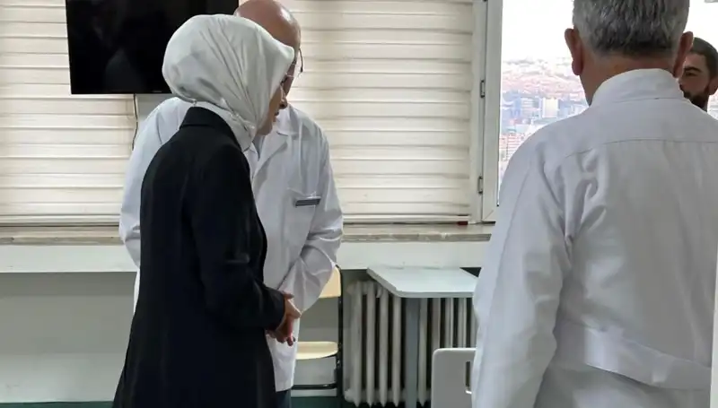 Bakan Göktaş, Metan Gazından Etkilenen Askerlere Moral Ziyareti Gerçekleştirdi