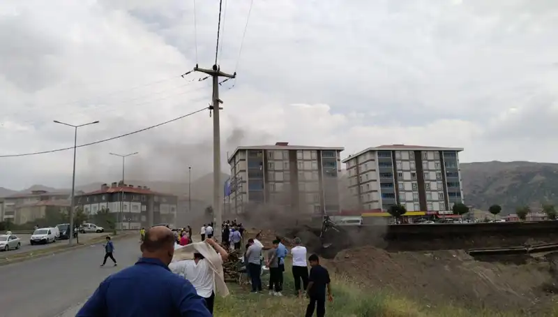Bitlis'te Doğalgaz Hattında Patlama! Hızla Gelişen Olaylar