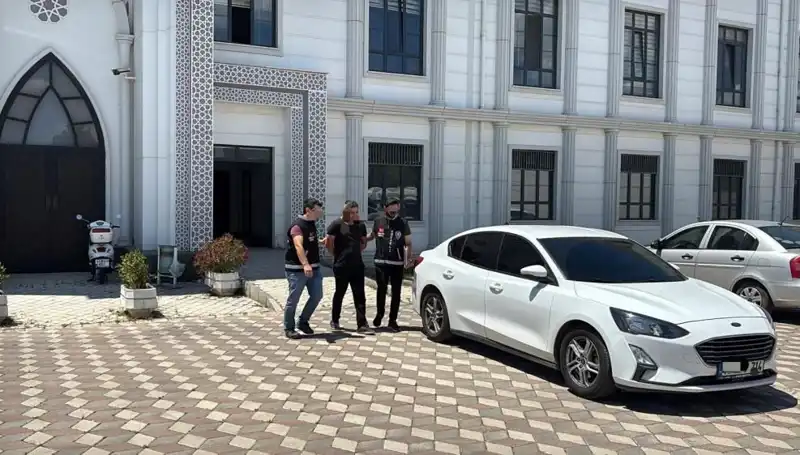 Kocaeli'de Kaynar Bir Cinayet: Katil Zanlısı Adalete Teslim Edildi