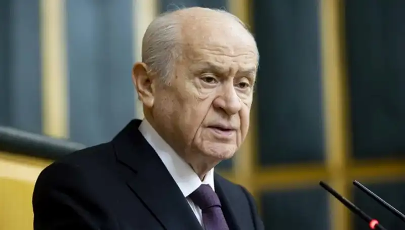 MHP lideri Bahçeli, Belediye Başkanları Yargılamasının Ekime Ertelendiğini Açıkladı