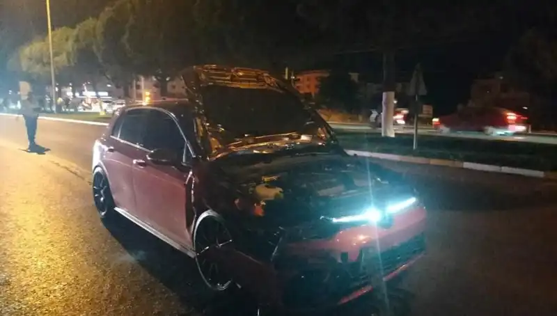 Balıkesir'de Otomobil ile Motosiklet Çarpıştı: Korkunç Kaza Sonrası 1 Ölü, 1 Yaralı