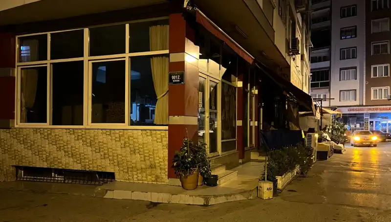 İzmir’de Kahvehaneye Gerçekleştirilen Silahlı Saldırıda Bir Kişi Hayatını Kaybetti